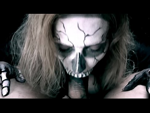 ❤️ Vajzë demonike që thith karin me gojën e saj të zezë dhe gëlltit sperma. ☑ Video porno tek ne sq.xxxdesichudai.ru ❤